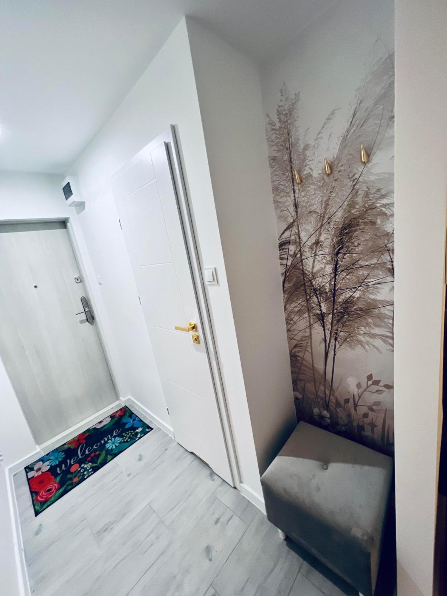 Apartament Happy Place Family & Business Targi Kielce Luaran gambar